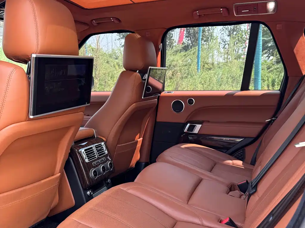 Land Rover Range Rover — миниатюра 19