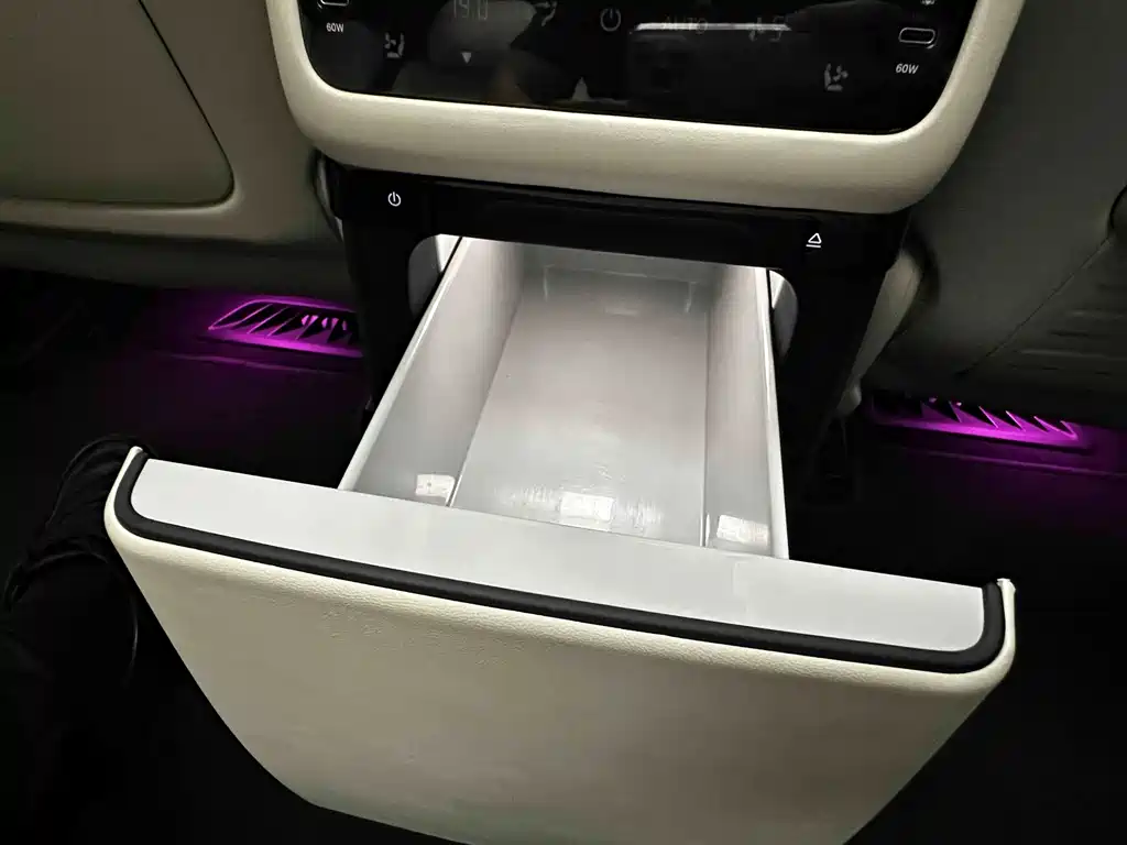 Li Auto Li L7 — миниатюра 21