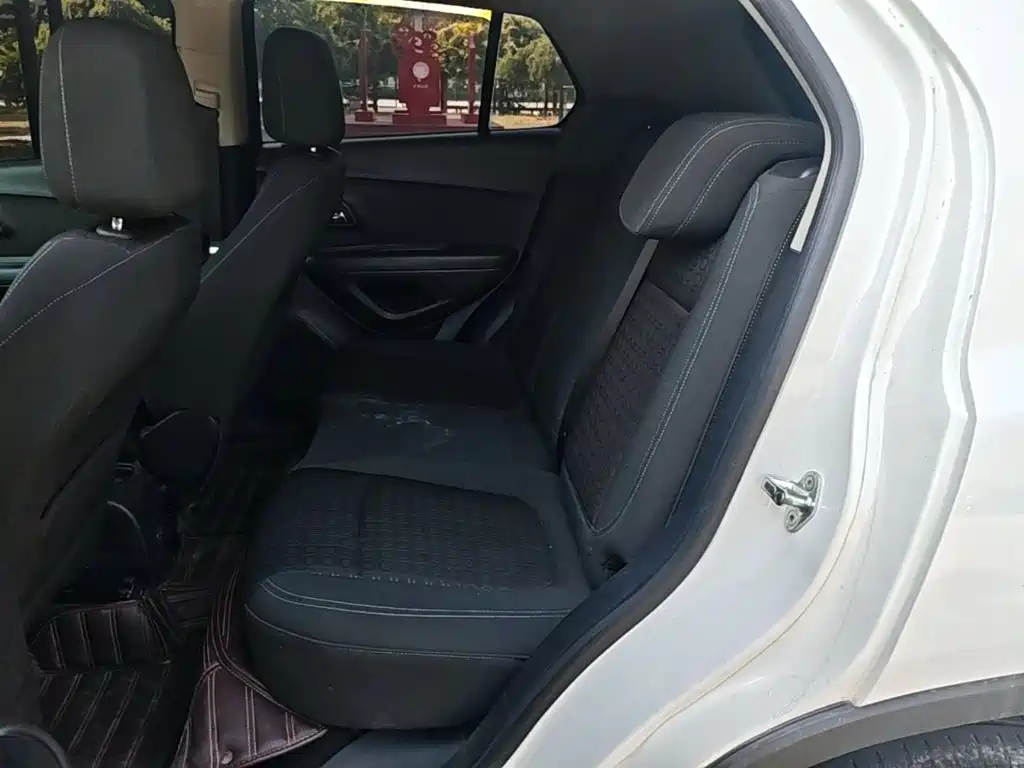 Chevrolet Trax — миниатюра 17