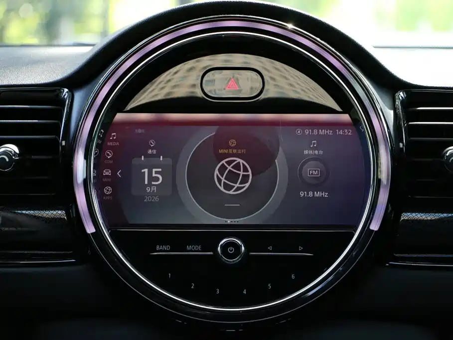 MINI Mini Clubman — миниатюра 24