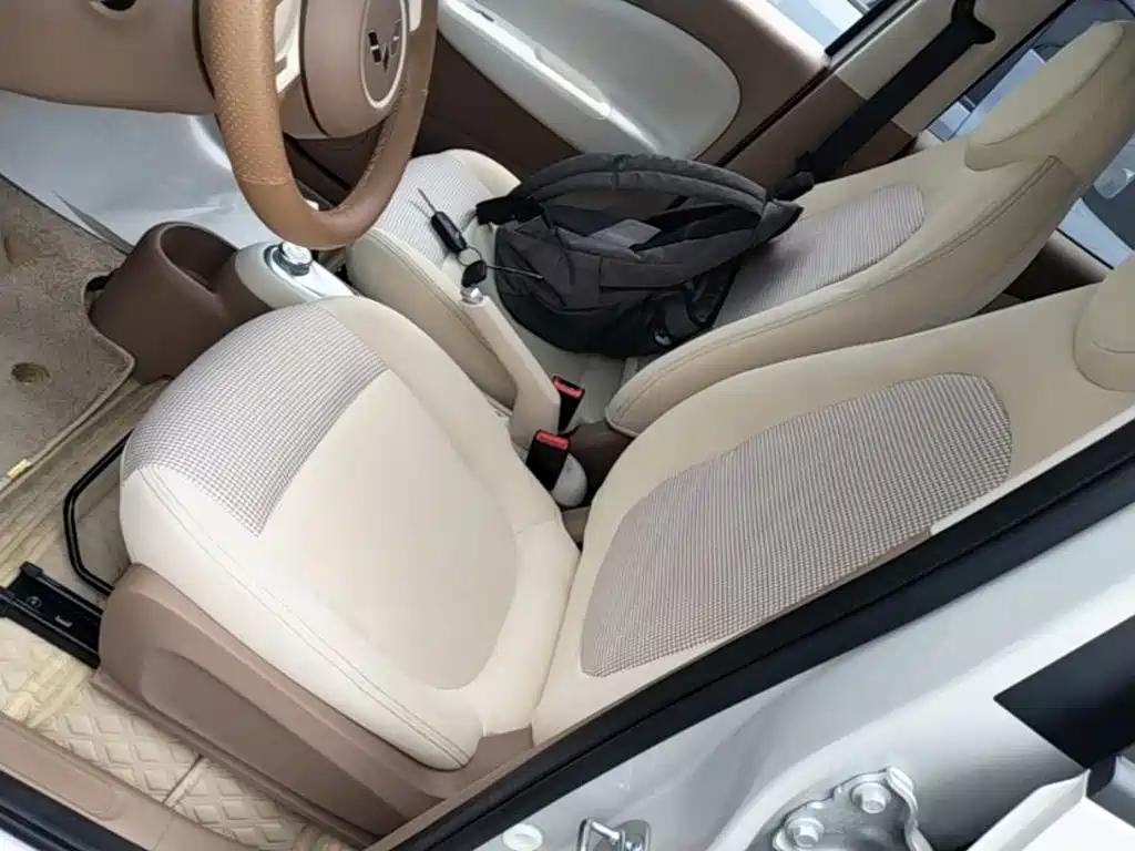 Wuling MINIEV — миниатюра 15