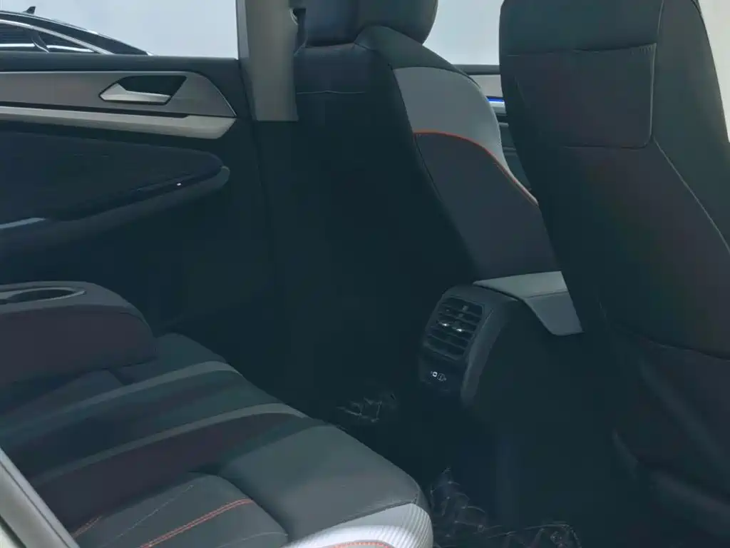 Volkswagen Lamando — миниатюра 18