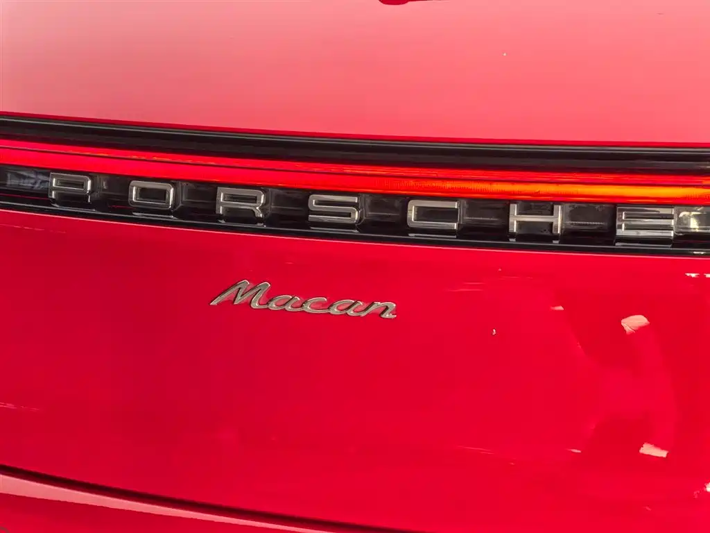 Porsche Macan — миниатюра 21