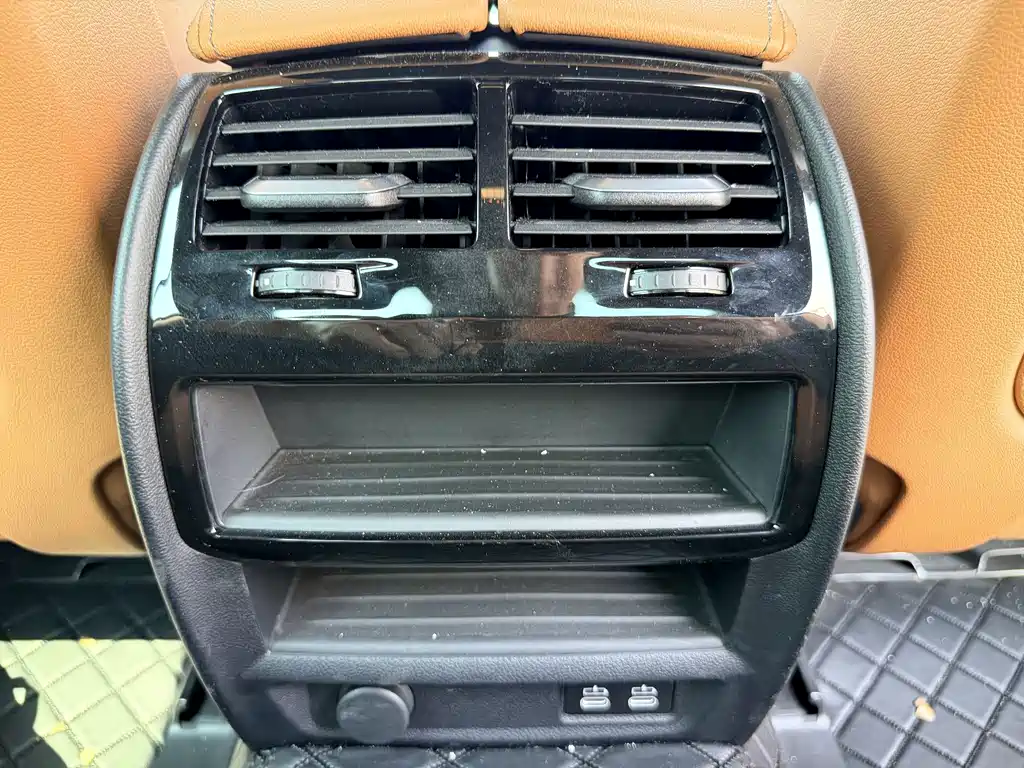 BMW 5 Series (Import) — миниатюра 16