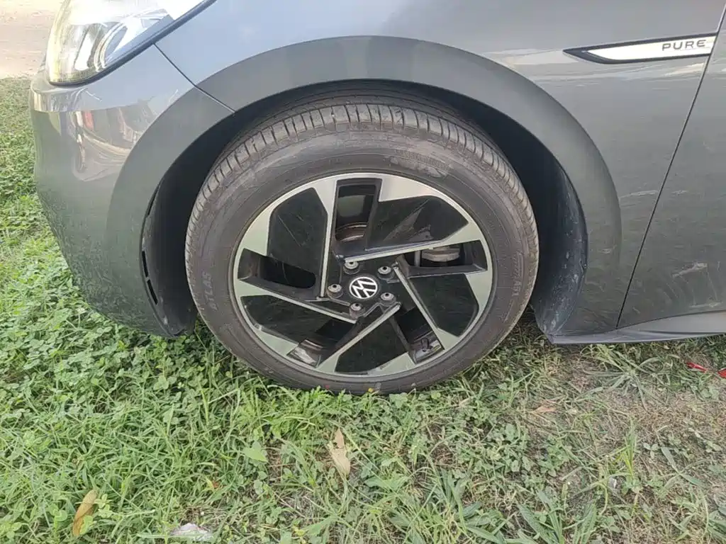 Volkswagen ID.3 — миниатюра 23