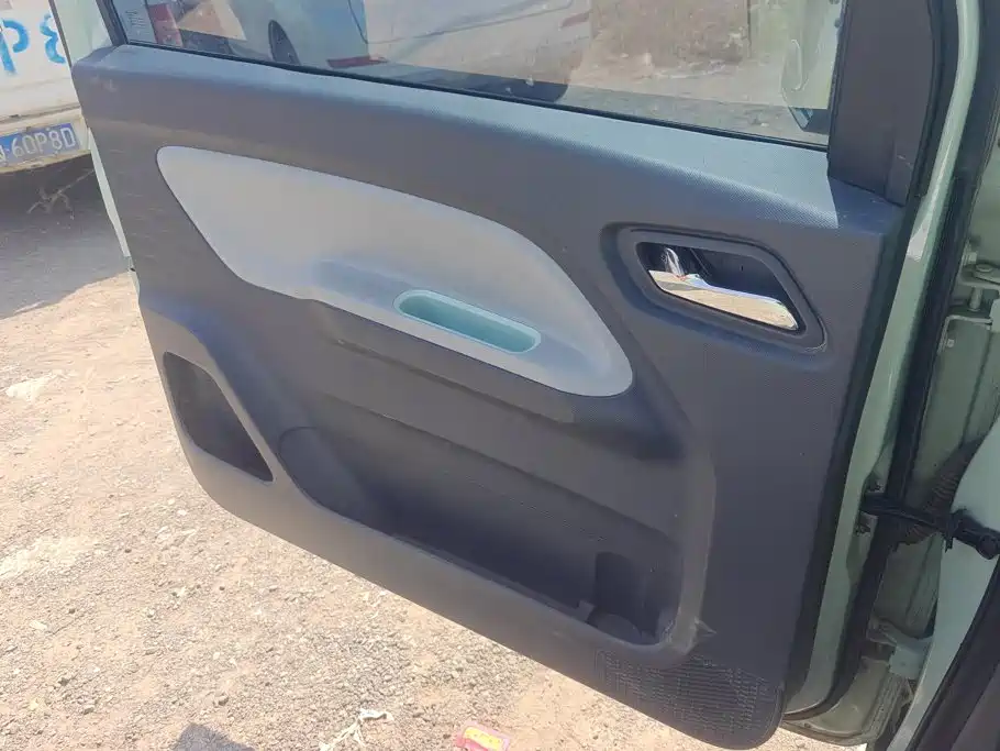 Wuling MINIEV — миниатюра 7