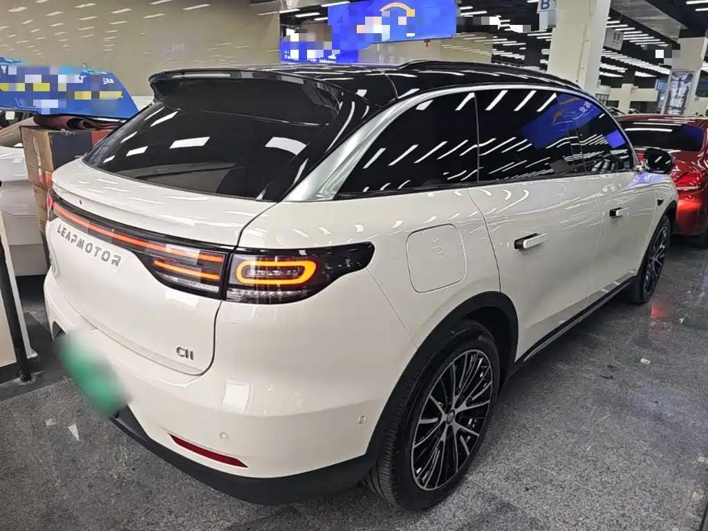 Leapmotor Leapmotor C11 — миниатюра 7