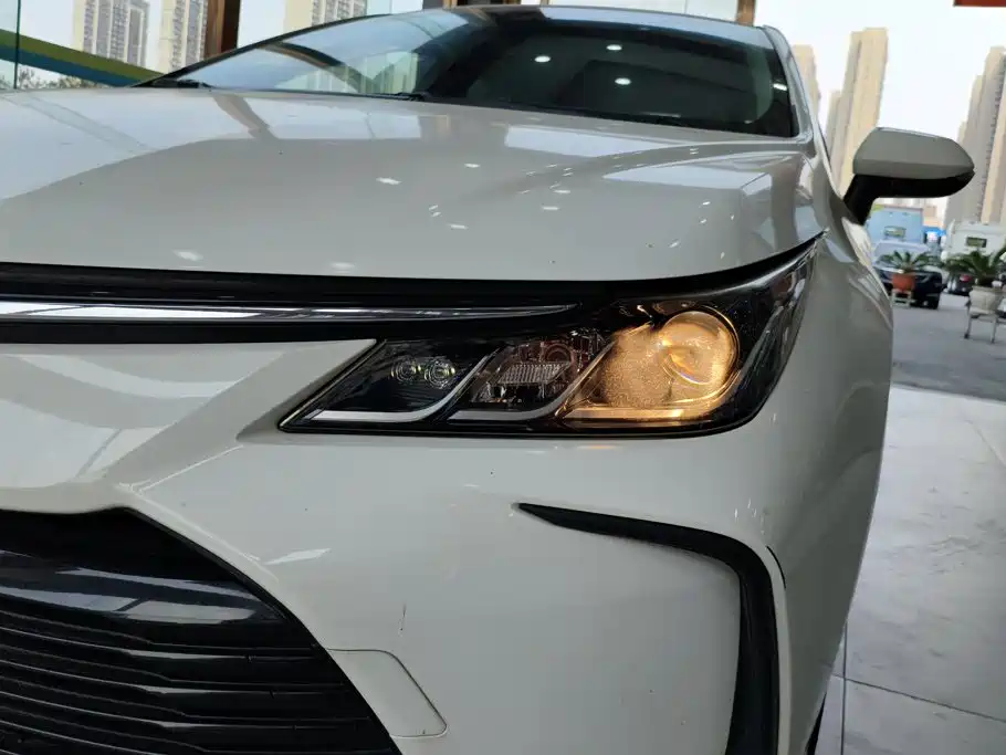 Toyota Corolla — миниатюра 5