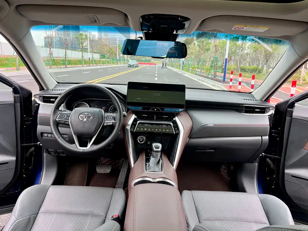 TOYOTA LING FANG HARRIER