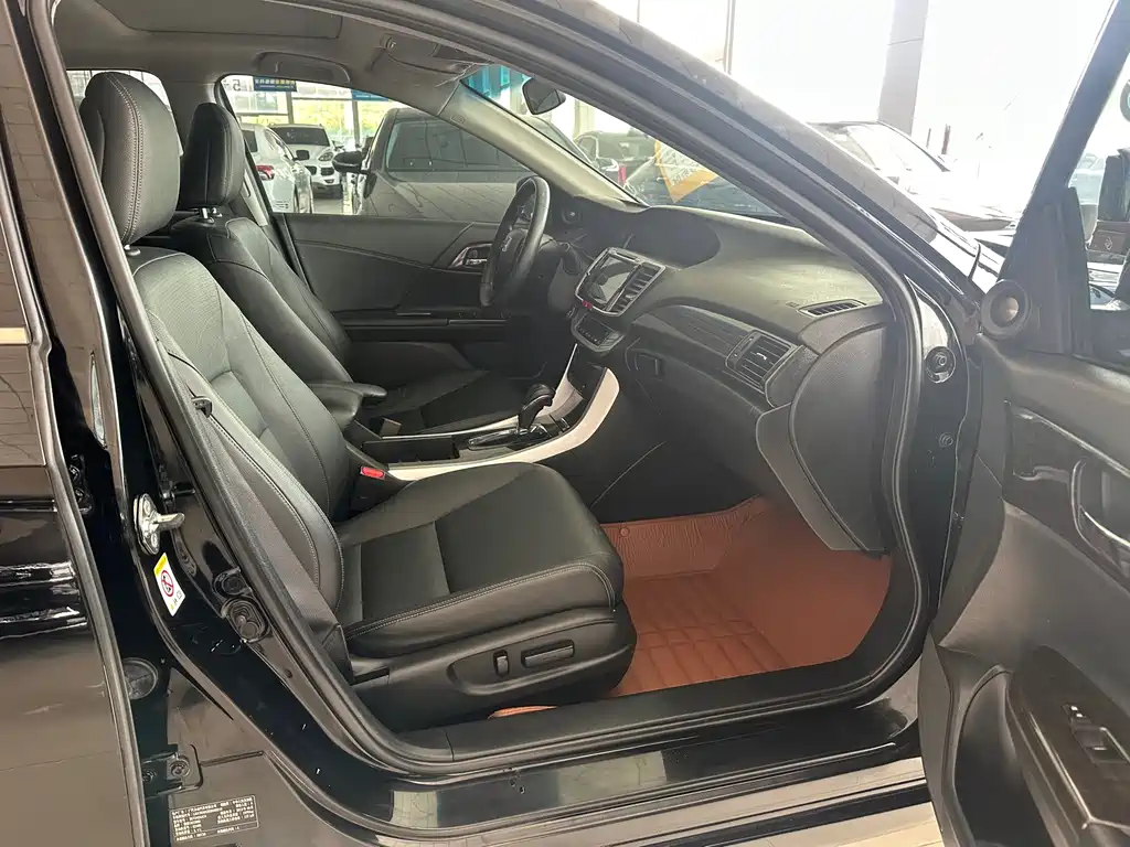 Honda Accord 2014 2.4L EX Luxury