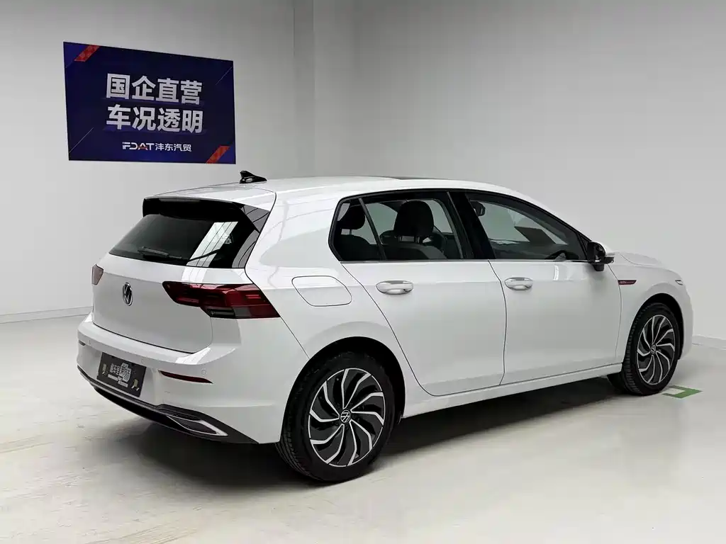 Volkswagen Golf — миниатюра 4