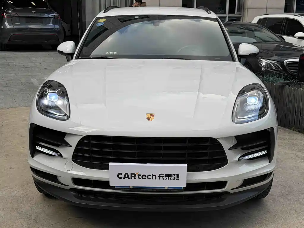 Porsche Macan — миниатюра 2