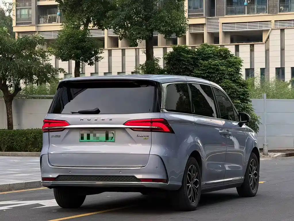 Roewe iMAX8 New Energy — миниатюра 11