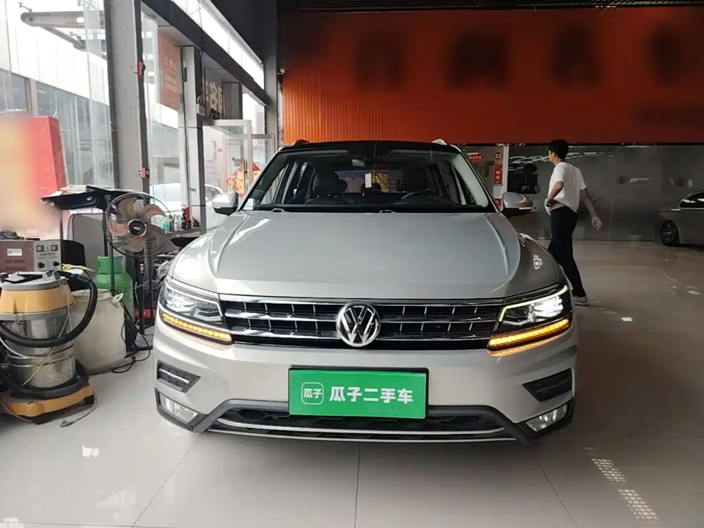 Volkswagen Tiguan L — миниатюра 3