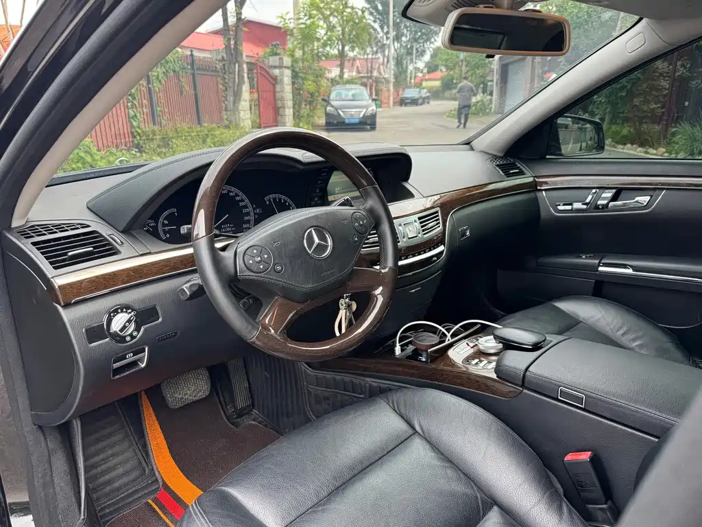 Mercedes-Benz S-Class — миниатюра 6