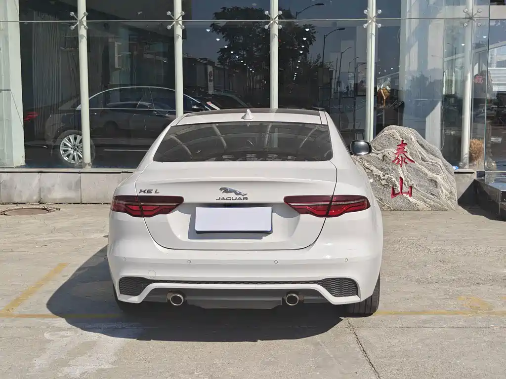 Jaguar XEL — миниатюра 12