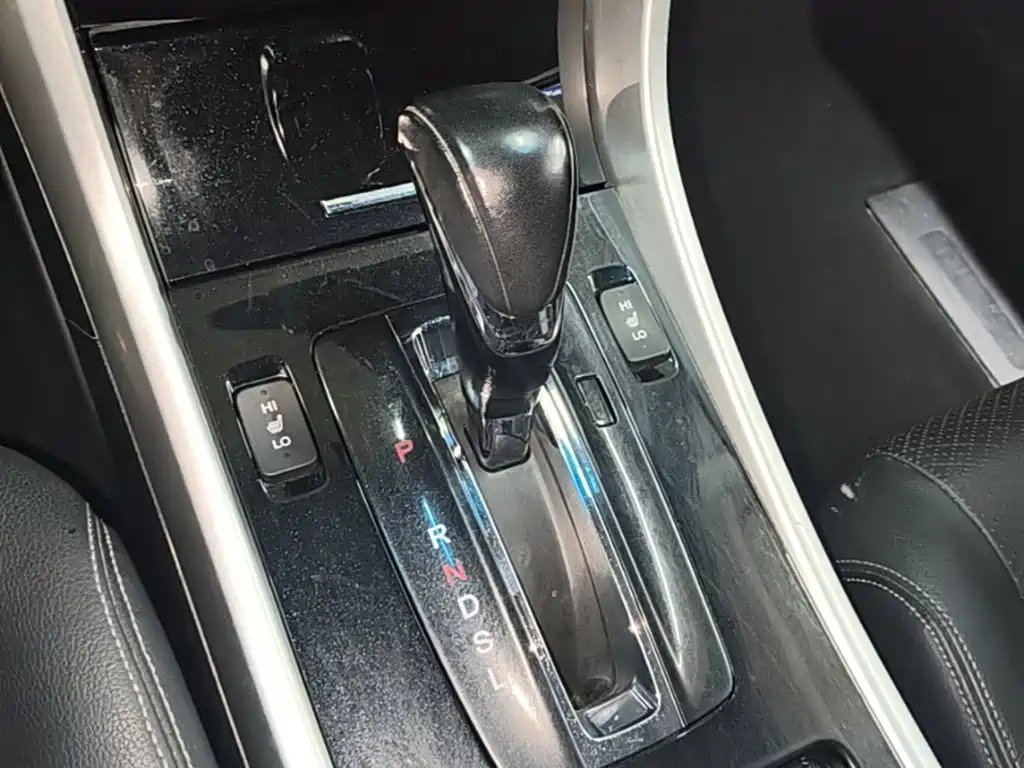 Honda Accord — миниатюра 14