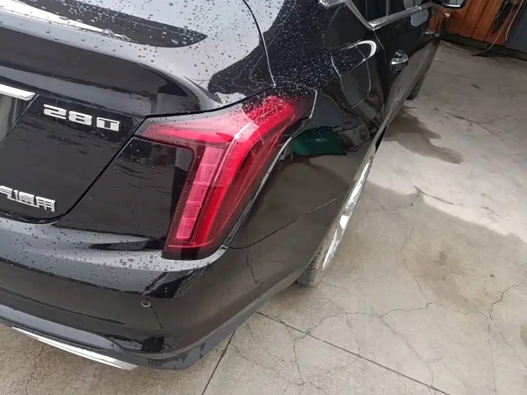 Cadillac CT5 — миниатюра 8