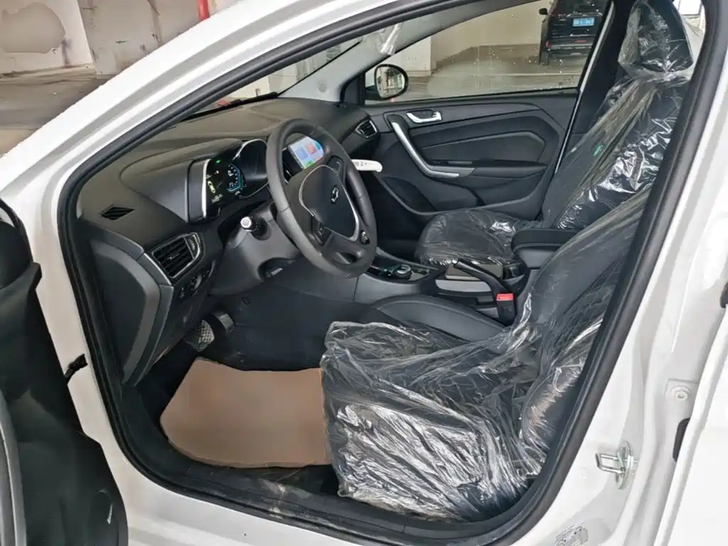 Guojin Auto Junxing — миниатюра 15
