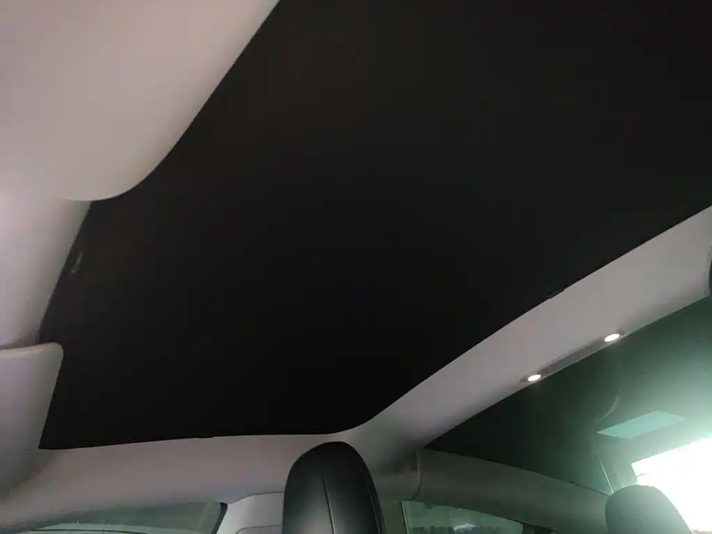 Tesla Model 3 — миниатюра 18