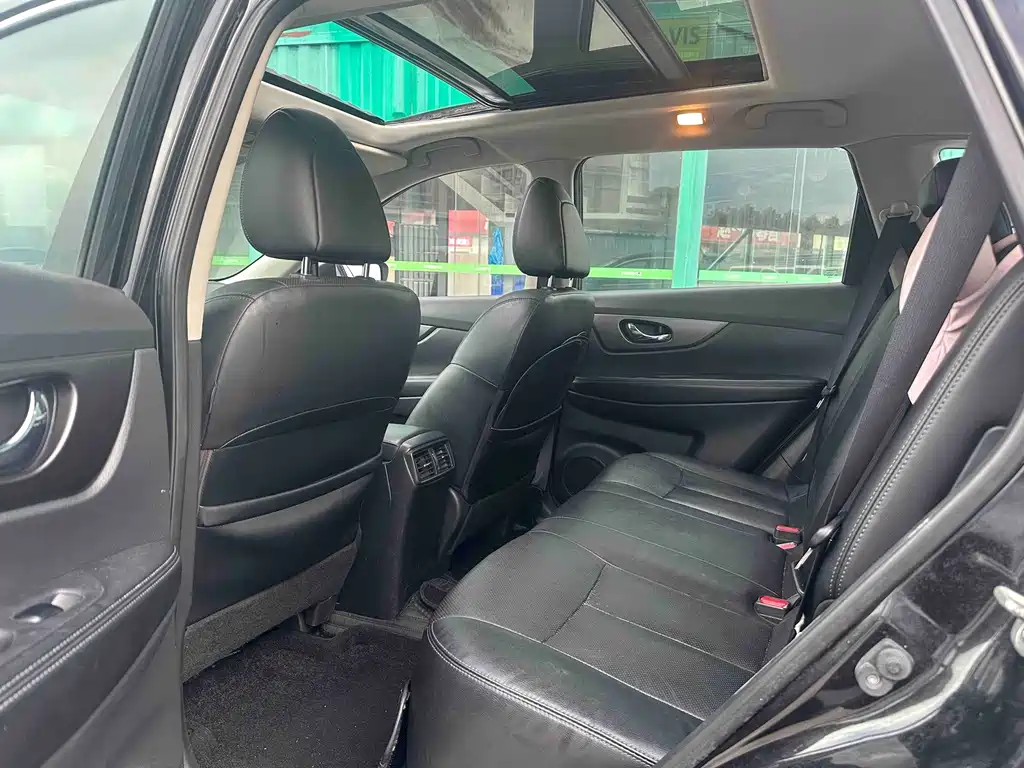 Nissan X-Trail — миниатюра 4