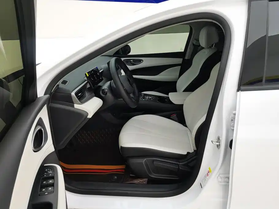 BYD Seal 05 DM-i — миниатюра 9