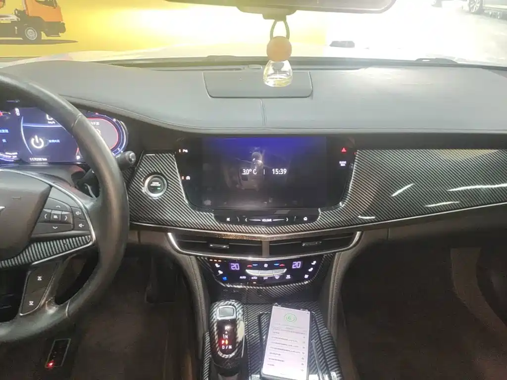 Cadillac CT6 — миниатюра 13