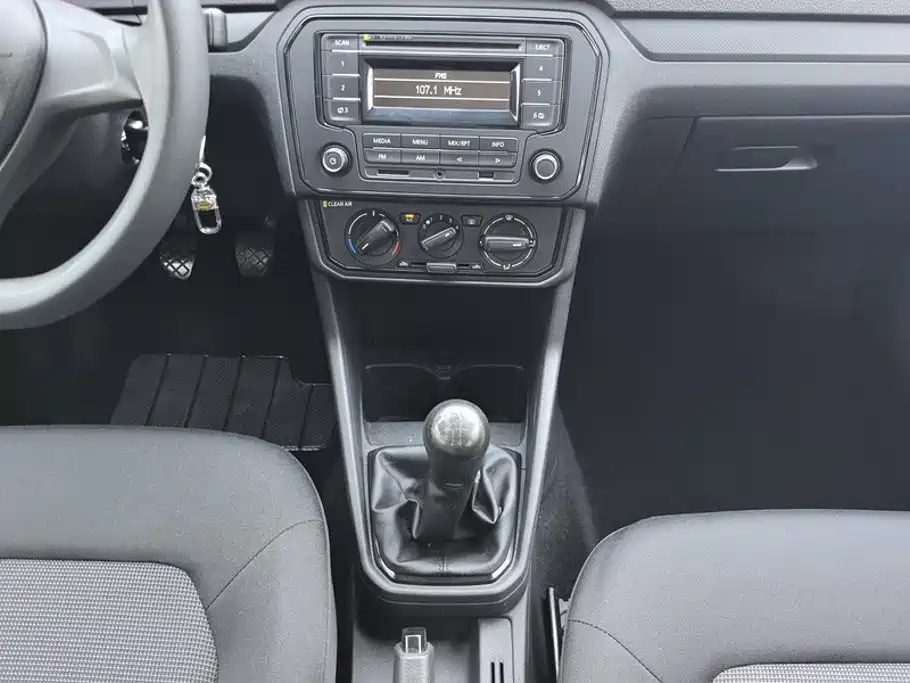 Volkswagen Jetta — миниатюра 16