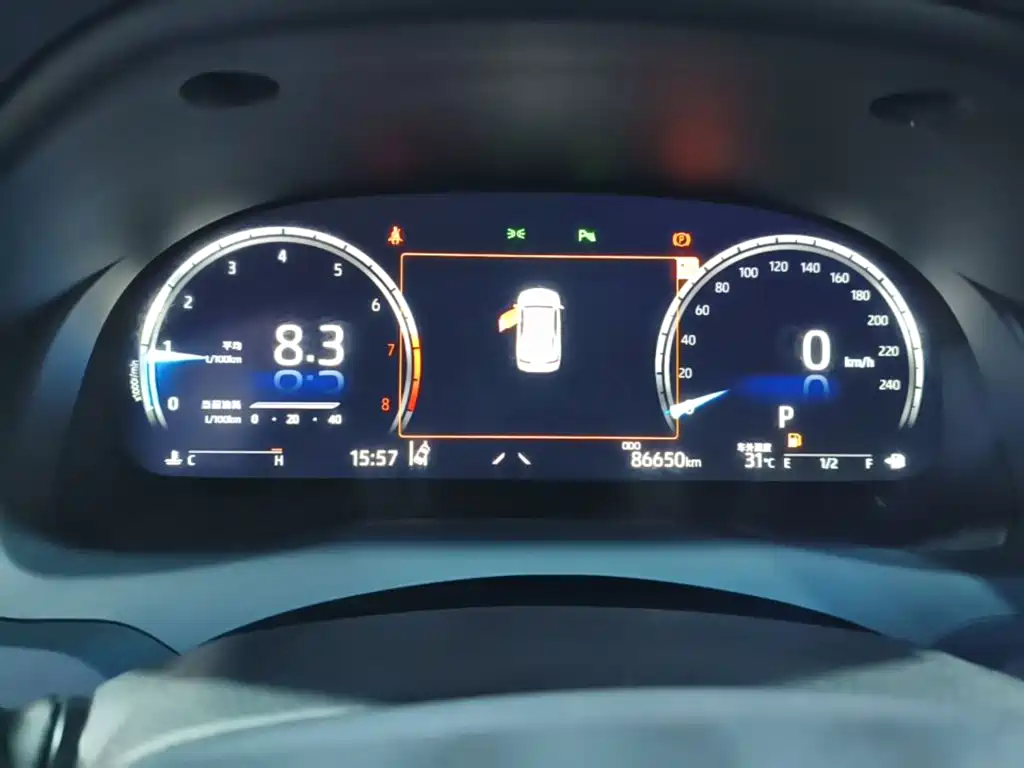 Toyota Camry — миниатюра 12