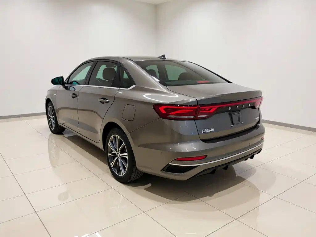 Geely Emgrand — миниатюра 4