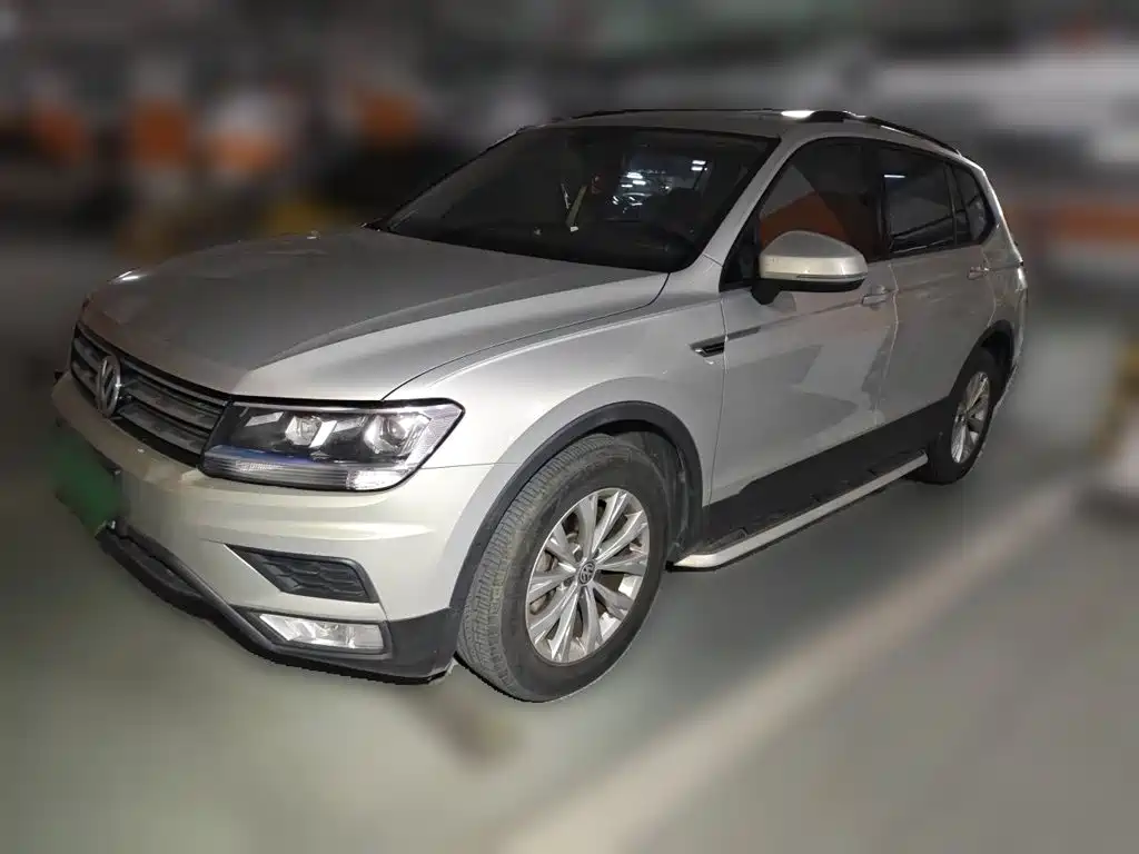 Volkswagen Tiguan L — миниатюра 2