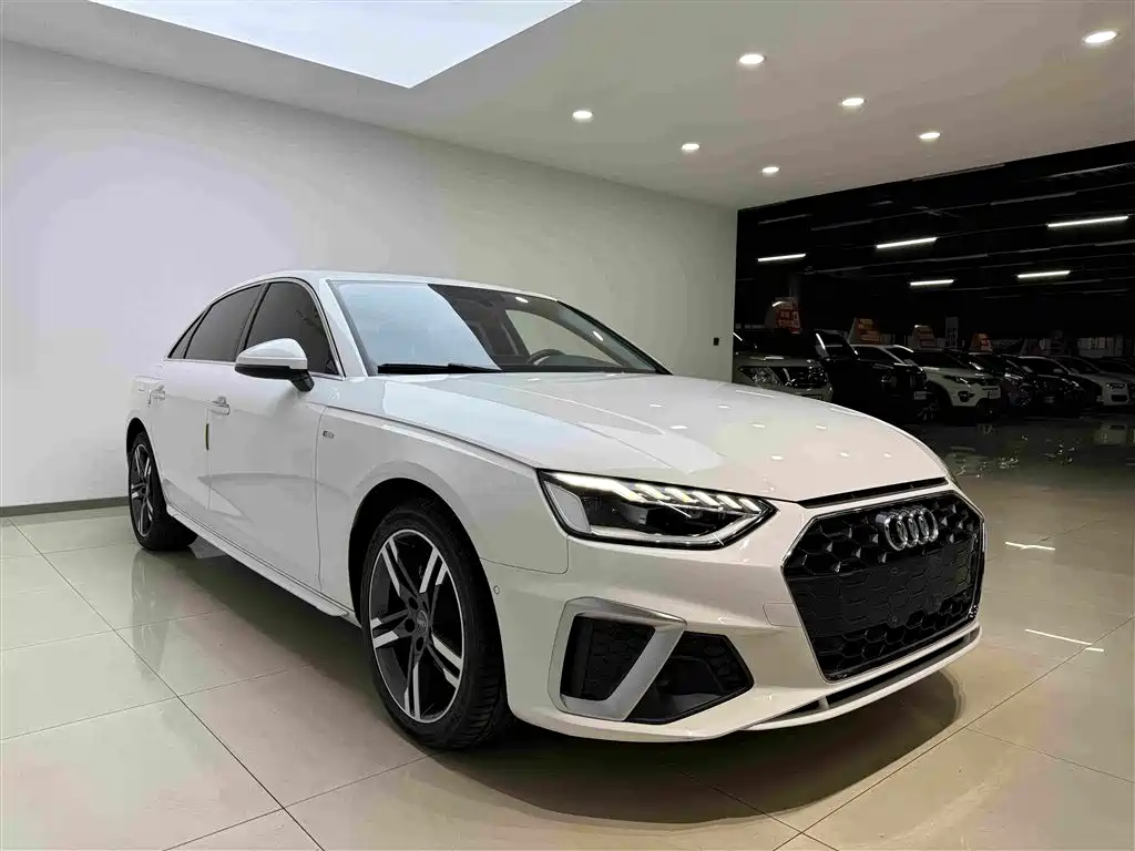 Audi A4L — миниатюра 4