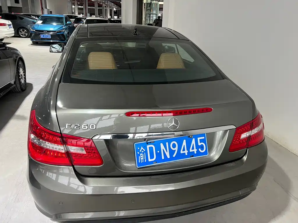 Mercedes-Benz E-Class (Import) — миниатюра 6