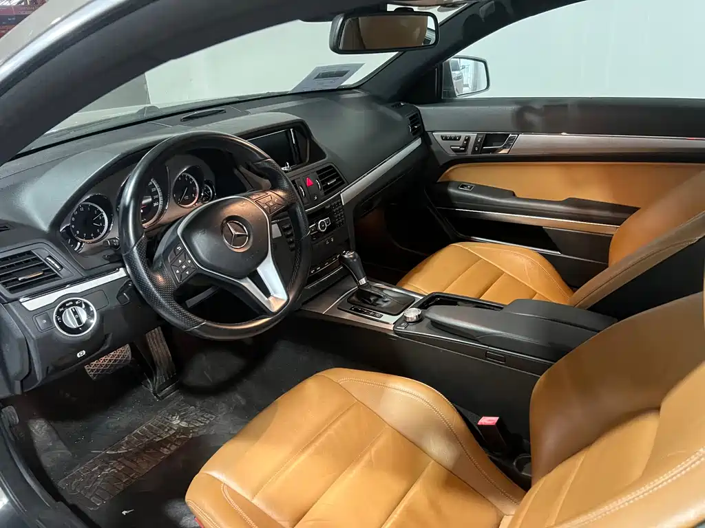 Mercedes-Benz E-Class (Import) — миниатюра 5