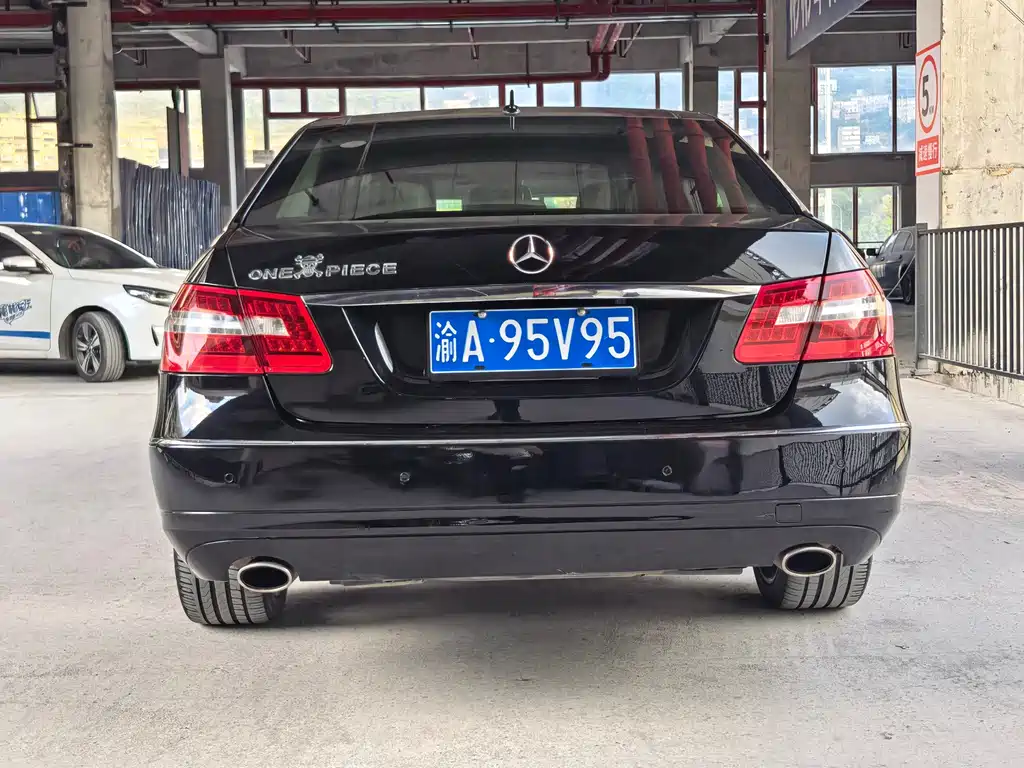 Mercedes-Benz E-Class — миниатюра 13