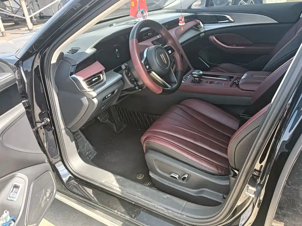 Hongqi Hongqi H5 — миниатюра 4