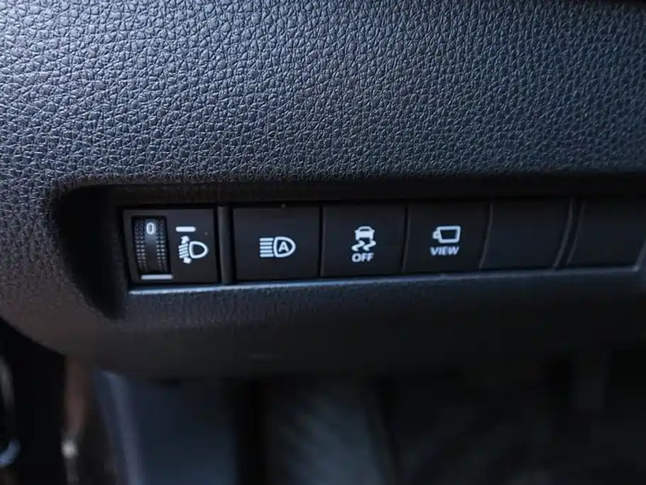 Toyota Harrier — миниатюра 16
