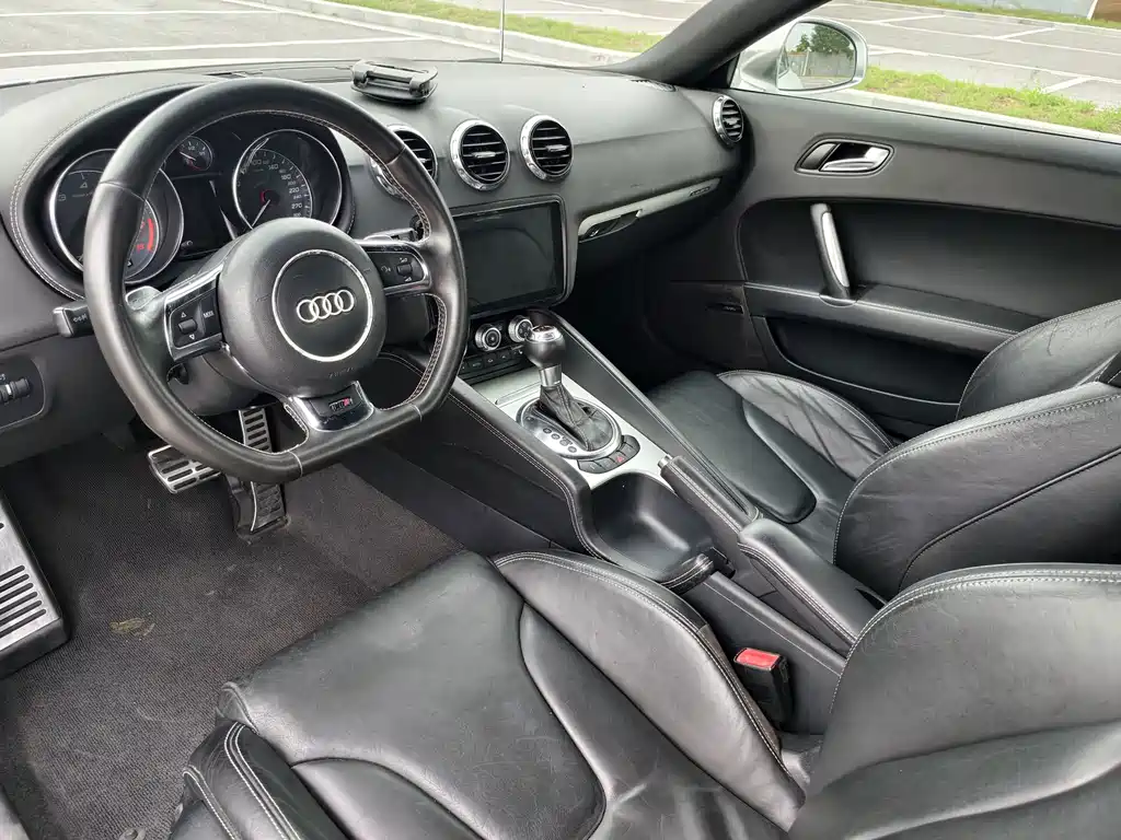 Audi TTS — миниатюра 11