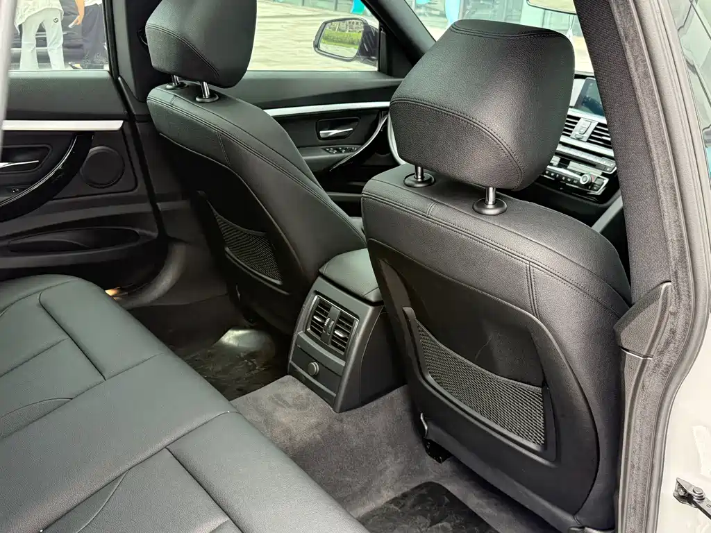 BMW 3 Series GT — миниатюра 17