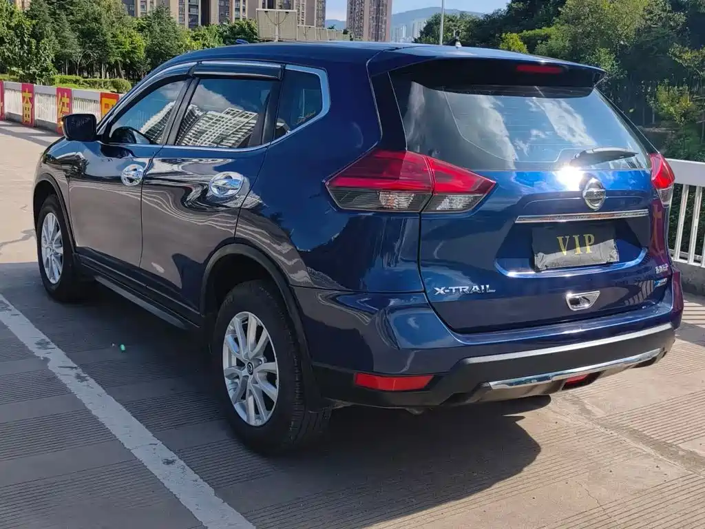 Nissan X-Trail — миниатюра 7