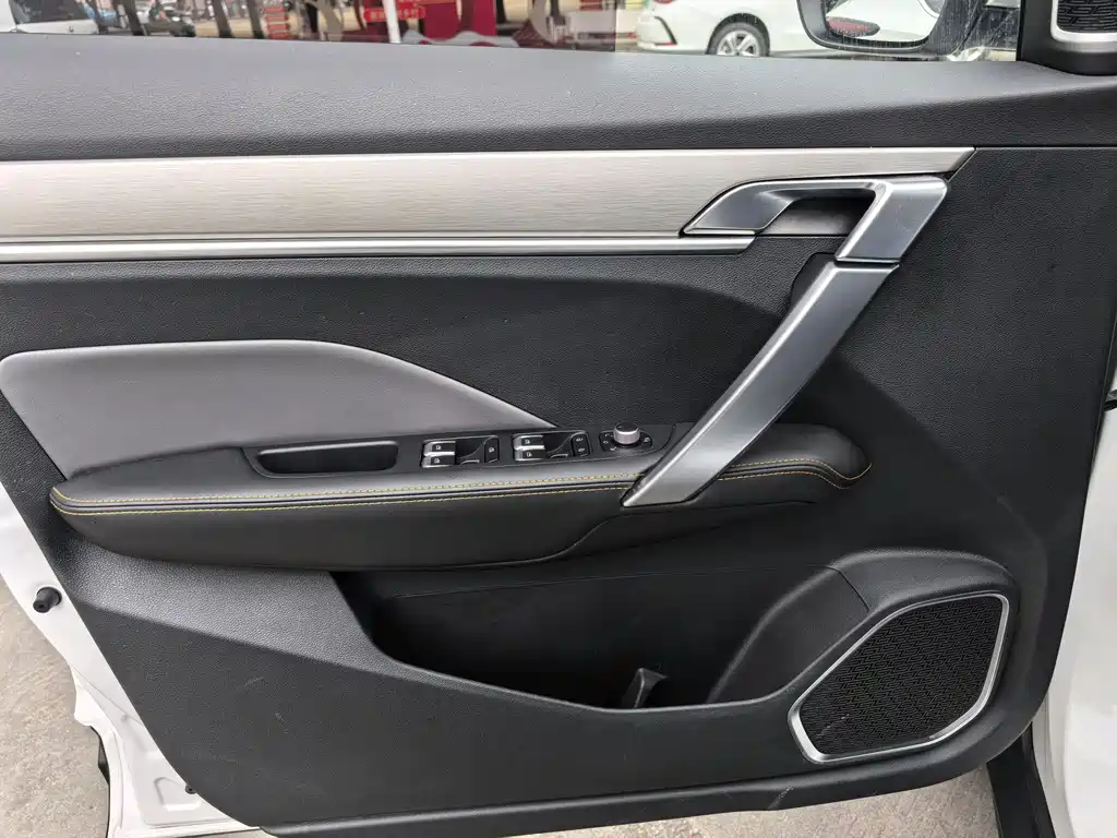 GEELY AUTOMOBILE BINYUE