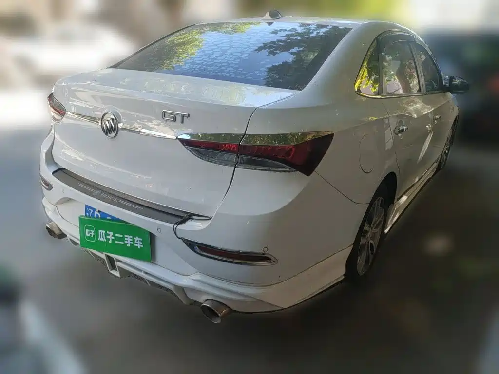 Buick Excelle — миниатюра 6