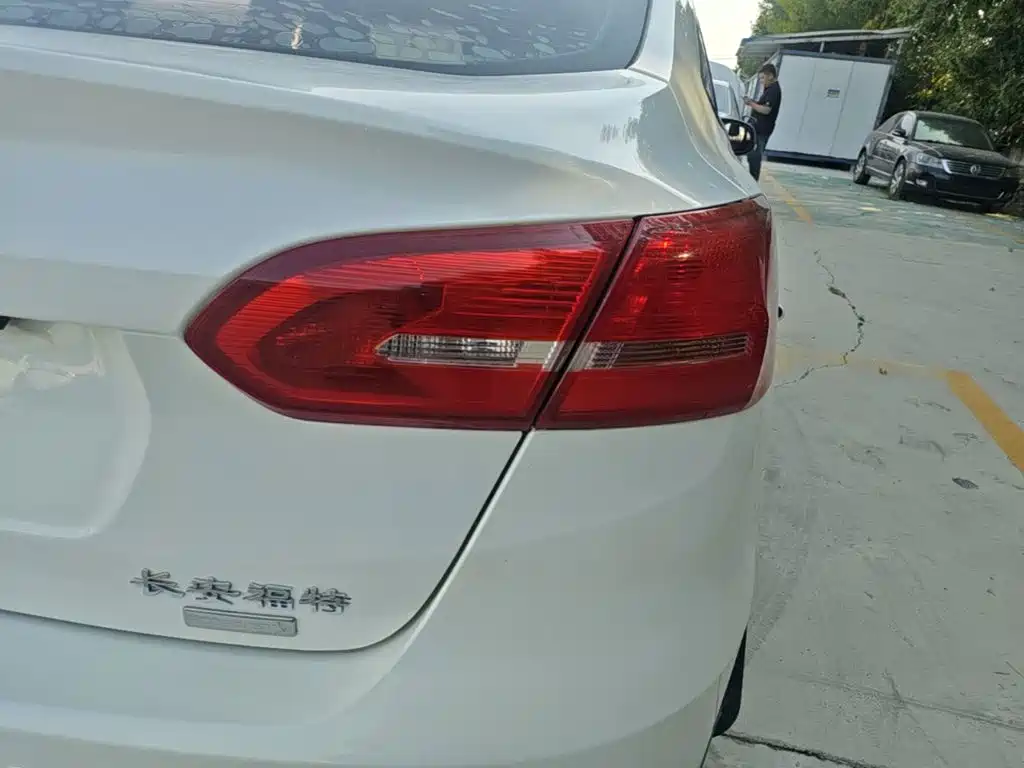 Ford Focus — миниатюра 8
