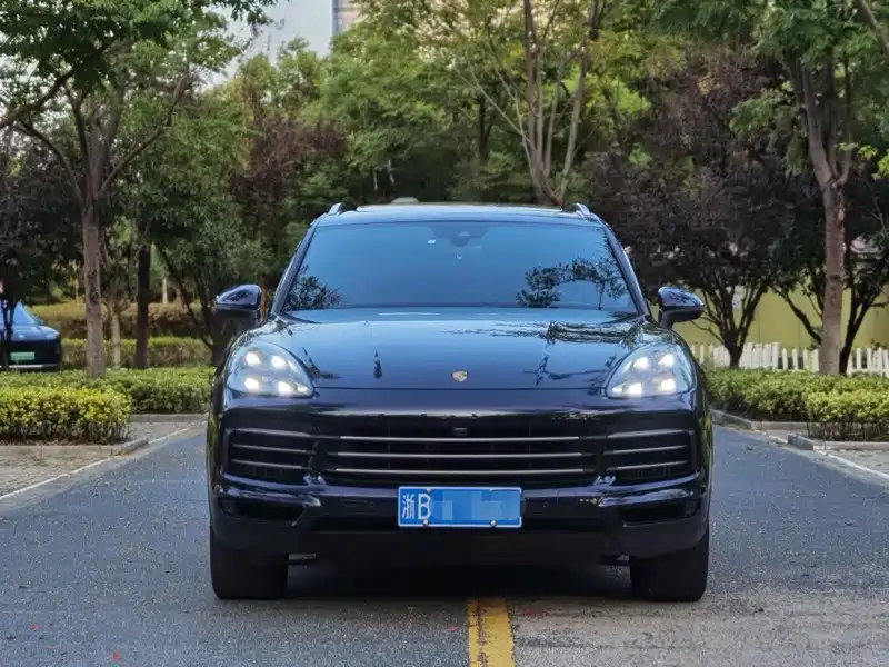 Porsche Cayenne — миниатюра 2