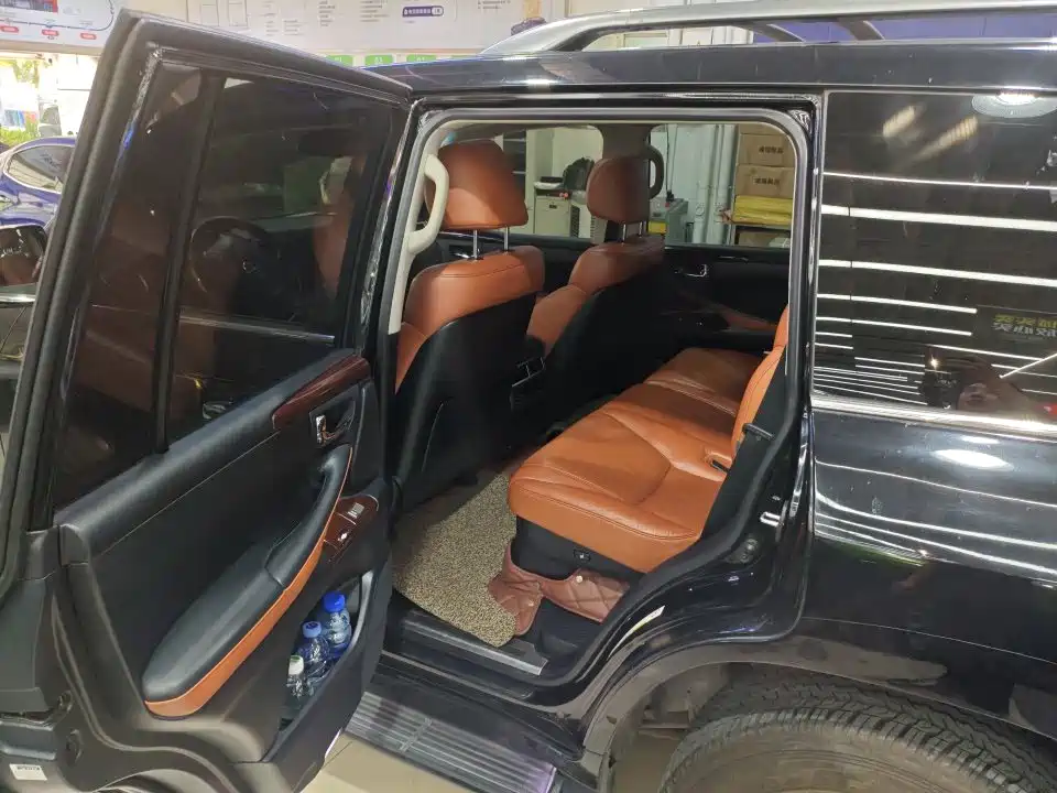 Lexus LX — миниатюра 7