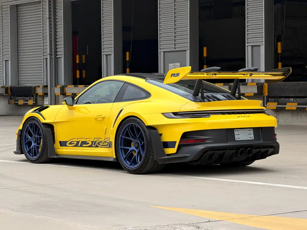 Porsche 911 2023 GT3 RS 4.0L