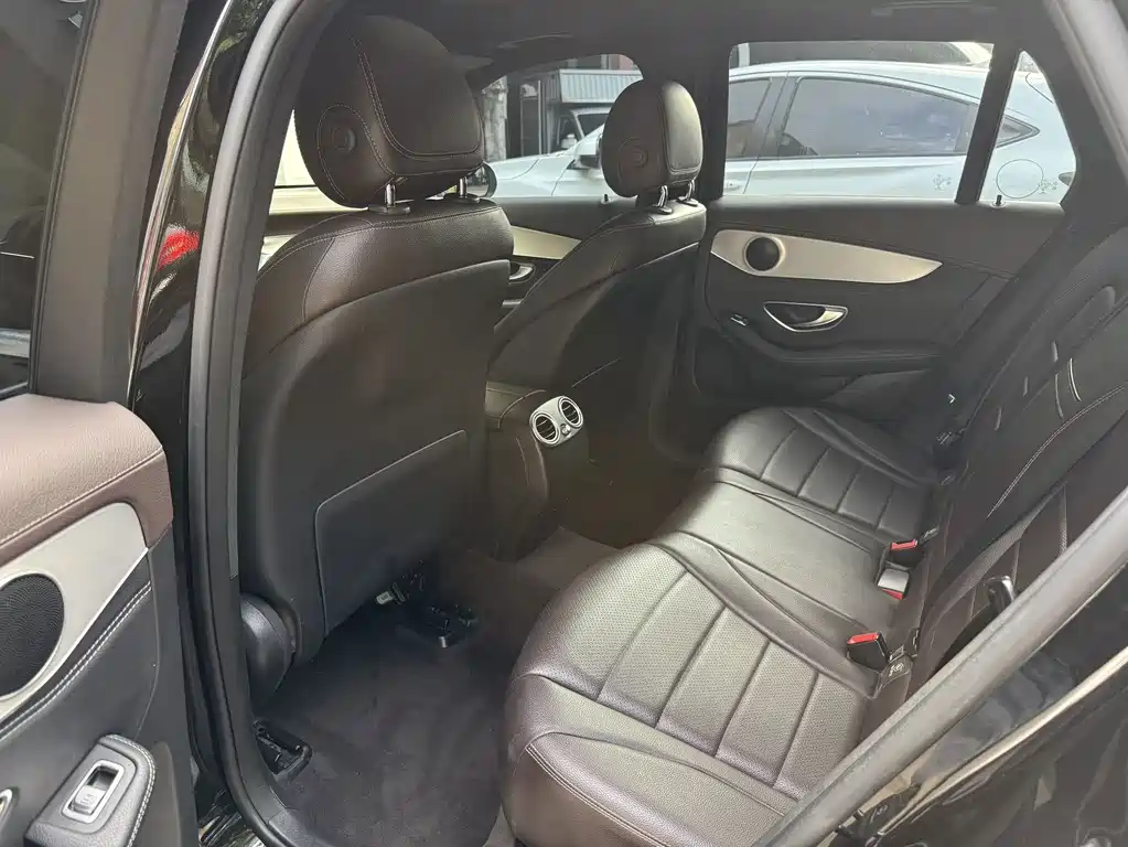 Mercedes-Benz GLC — миниатюра 7