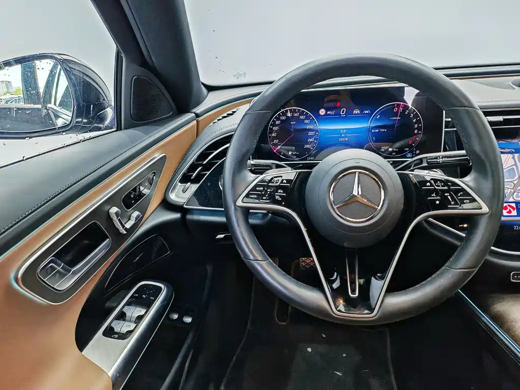 Mercedes-Benz E-Class New Energy — миниатюра 9