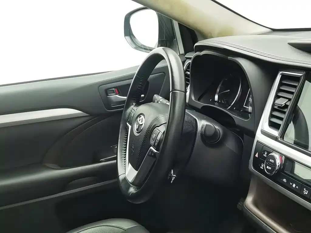 Toyota Highlander — миниатюра 22