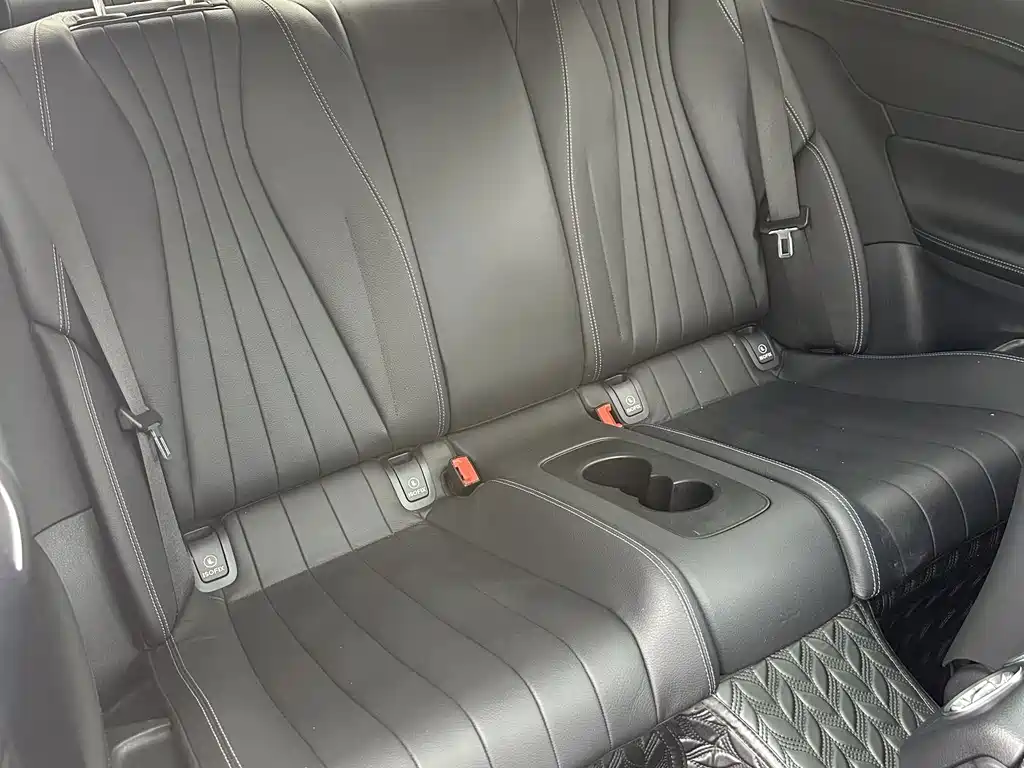 Mercedes-Benz E-Class (Import) — миниатюра 9